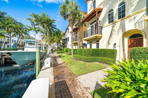 824 Virginia Garden Drive Boynton Beach FL 33435