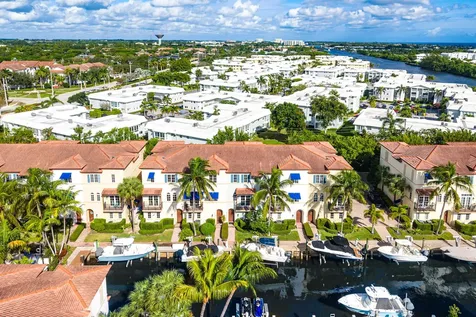 824 Virginia Garden Drive Boynton Beach FL 33435