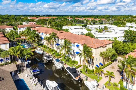 824 Virginia Garden Drive Boynton Beach FL 33435