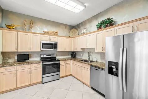 5226 Lake Catalina Drive Boca Raton FL 33496