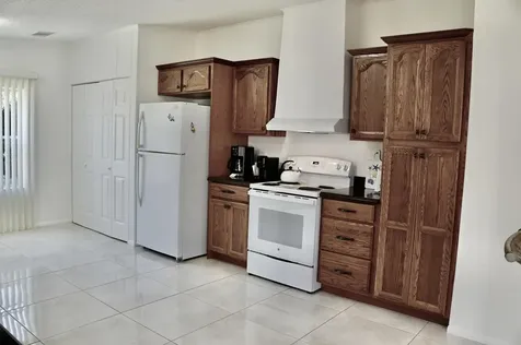 325 Mockingbird Avenue Fort Pierce FL 34982