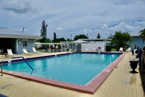 325 Mockingbird Avenue Fort Pierce FL 34982