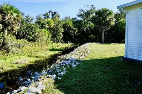 325 Mockingbird Avenue Fort Pierce FL 34982