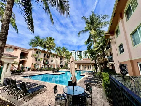 2033 SE 10th Avenue Fort Lauderdale FL 33316