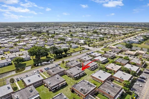 323 Seville Delray Beach FL 33446
