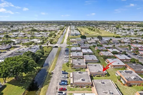 323 Seville Delray Beach FL 33446