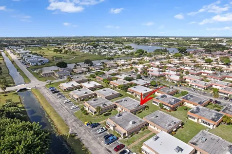 323 Seville Delray Beach FL 33446