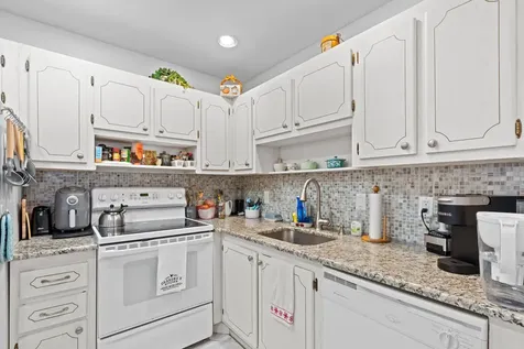 323 Seville Delray Beach FL 33446