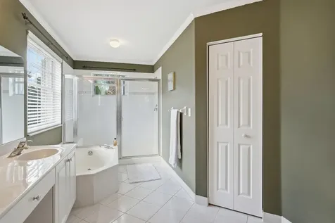 2462 Westmont Place Royal Palm Beach FL 33411