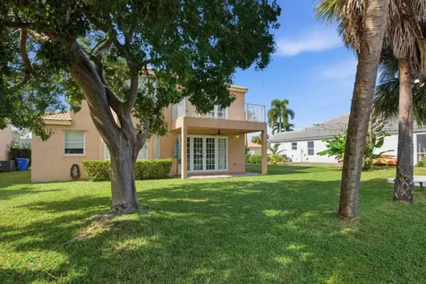 2462 Westmont Place Royal Palm Beach FL 33411
