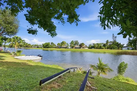 2462 Westmont Place Royal Palm Beach FL 33411