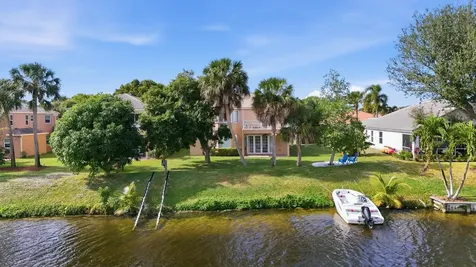 2462 Westmont Place Royal Palm Beach FL 33411