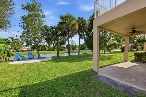 2462 Westmont Place Royal Palm Beach FL 33411