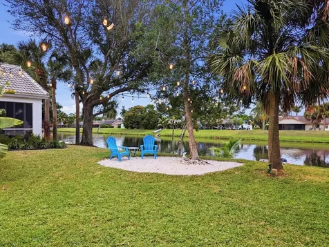 2462 Westmont Place Royal Palm Beach FL 33411