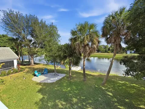 2462 Westmont Place Royal Palm Beach FL 33411