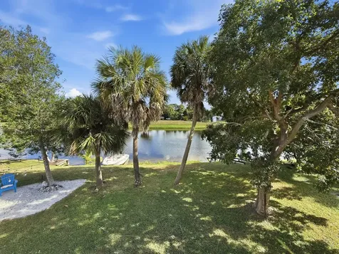 2462 Westmont Place Royal Palm Beach FL 33411