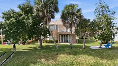 2462 Westmont Place Royal Palm Beach FL 33411