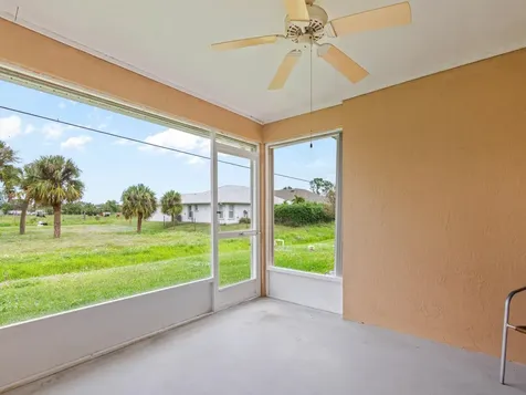 992 Seneca Avenue Sebastian FL 32958