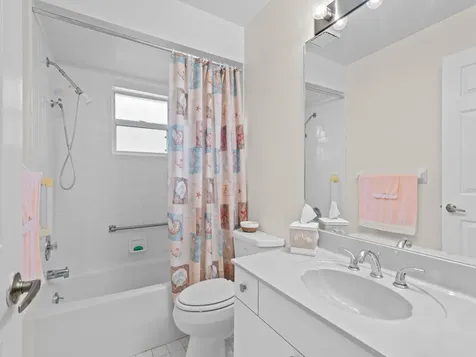 992 Seneca Avenue Sebastian FL 32958