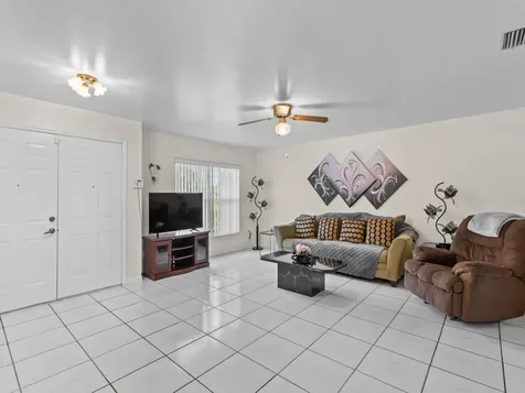 992 Seneca Avenue Sebastian FL 32958