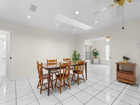 992 Seneca Avenue Sebastian FL 32958