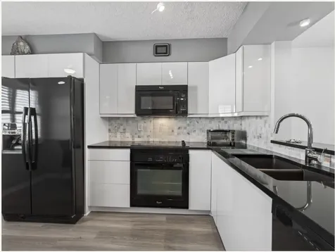 7290 Kinghurst Drive 703 Delray Beach FL 33446
