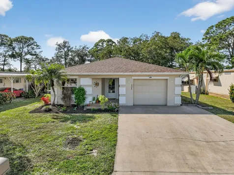 111 Camino Del Rio Port Saint Lucie FL 34952