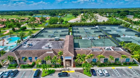 6827 Parisian Way Lake Worth FL 33467