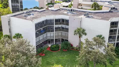 5650 Camino Del Sol Boca Raton FL 33433