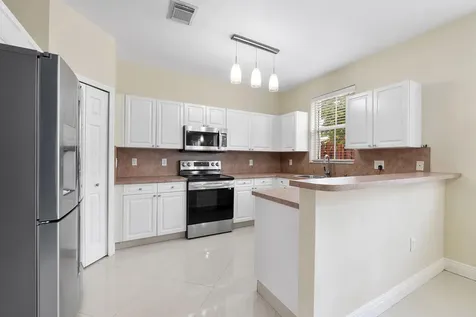13743 Sw 116th Terrace Miami FL 33186