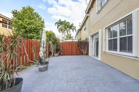 13743 Sw 116th Terrace Miami FL 33186