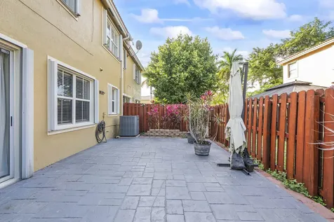 13743 Sw 116th Terrace Miami FL 33186