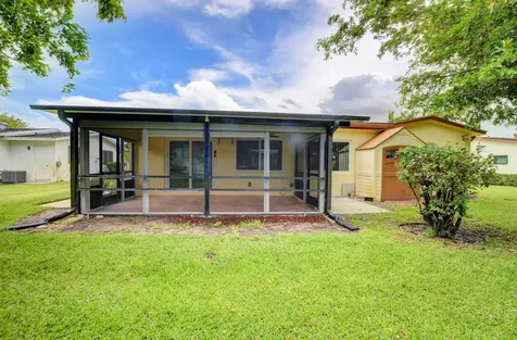 6347 Country Wood Way Delray Beach FL 33484