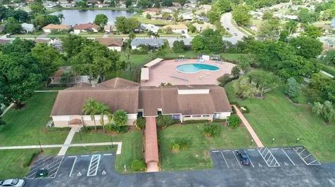 6347 Country Wood Way Delray Beach FL 33484