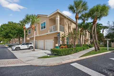 160 Village Boulevard Tequesta FL 33469