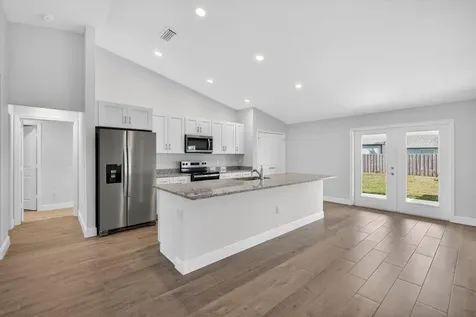 4122 Sw Baird Street Port Saint Lucie FL 34953