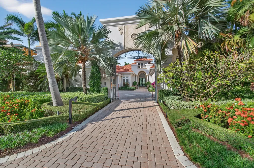 331 Mizner Lake Estates Drive Boca Raton FL 33432