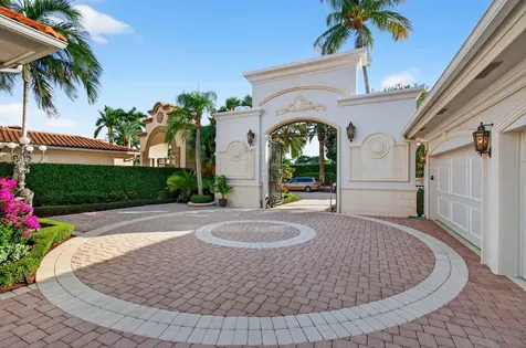 331 Mizner Lake Estates Drive Boca Raton FL 33432
