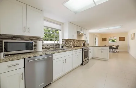123 Nw 6th Avenue Delray Beach FL 33444