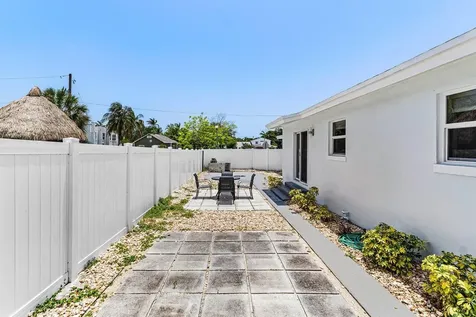 123 Nw 6th Avenue Delray Beach FL 33444