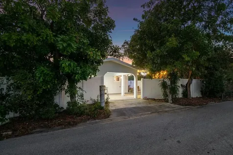 123 Nw 6th Avenue Delray Beach FL 33444