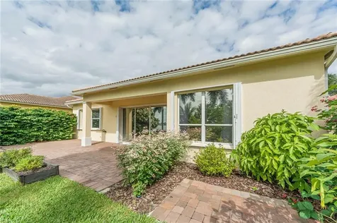 5952 Spanish River Road Fort Pierce FL 34951