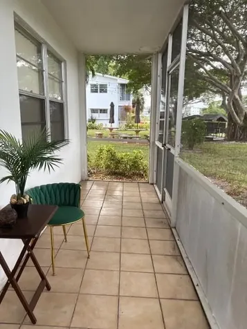 52 Islewood C Deerfield Beach FL 33442