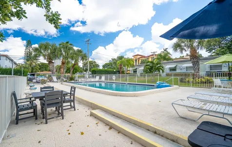 2060 NE 1st Street Deerfield Beach FL 33441