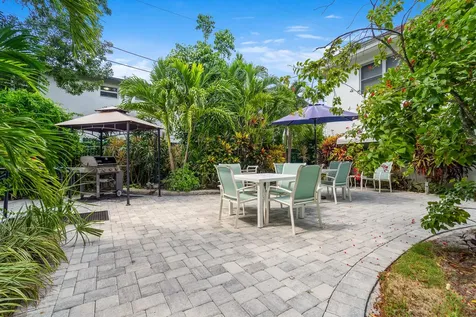 2060 NE 1st Street Deerfield Beach FL 33441