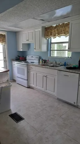6275 Us Highway 441 Okeechobee FL 34974