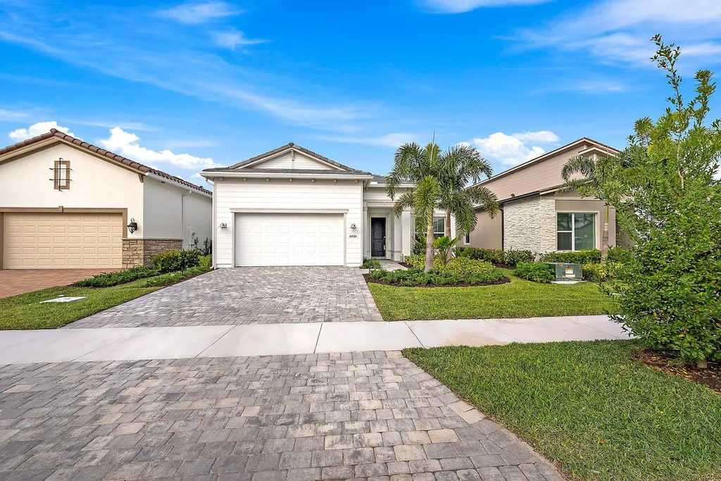 10720 Northbrook Circle Palm Beach Gardens FL 33412