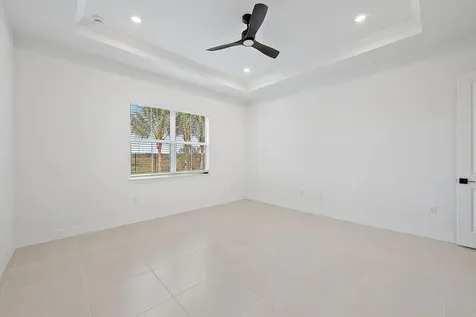 10720 Northbrook Circle Palm Beach Gardens FL 33412