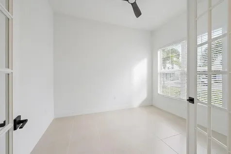 10720 Northbrook Circle Palm Beach Gardens FL 33412