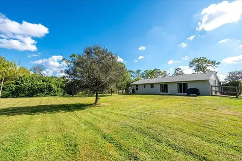 15211 92nd Court The Acreage FL 33412